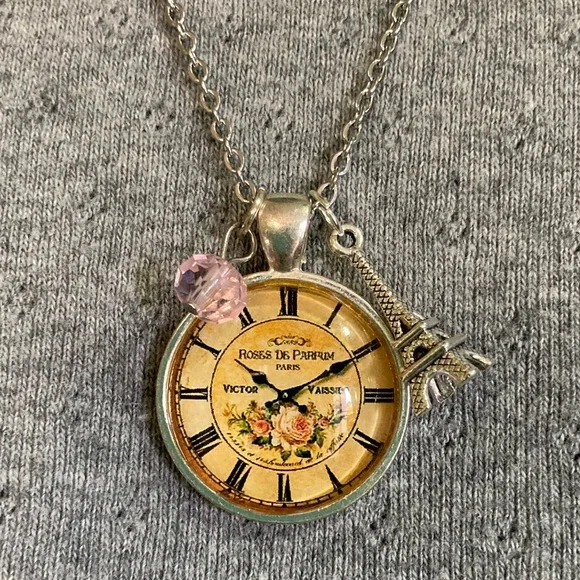 Roses de parfum Paris pendant with charms - Picture 3 of 6